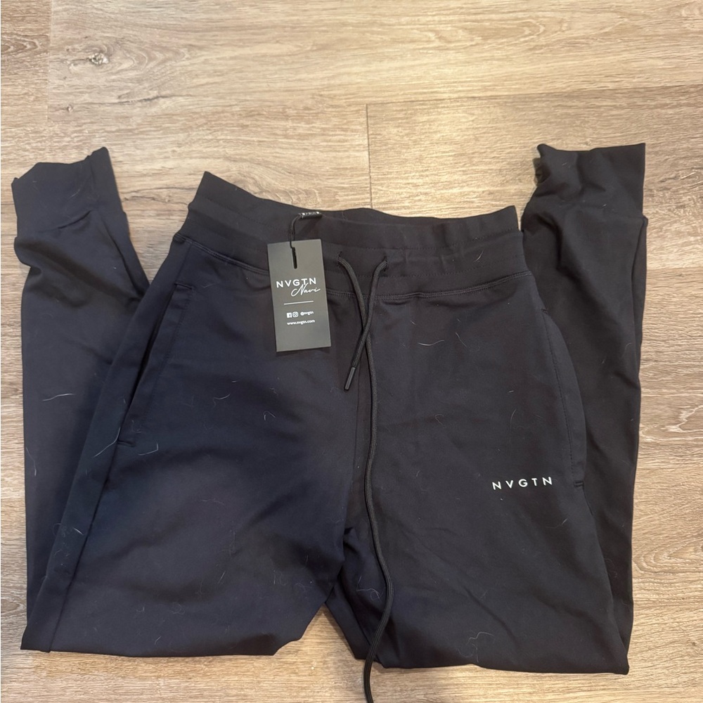NVGTN Classic Black Apparel